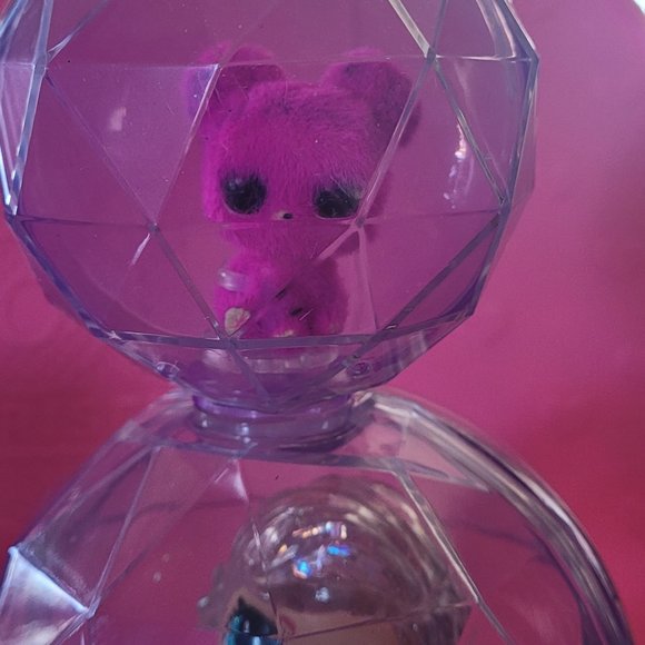 8 Glitter Globe LOL Set & Pet Bonus! - Picture 15 of 16